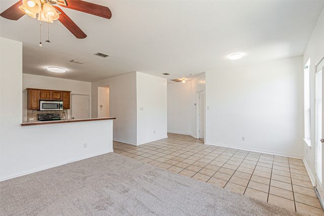 1301 Hennessey Court, Fort Worth, TX 76131