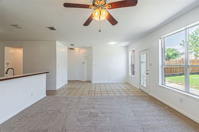 1301 Hennessey Court, Fort Worth, TX 76131