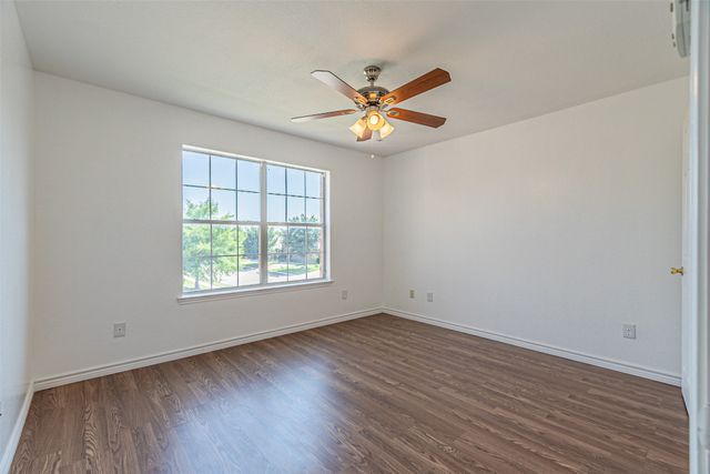 1301 Hennessey Court, Fort Worth, TX 76131