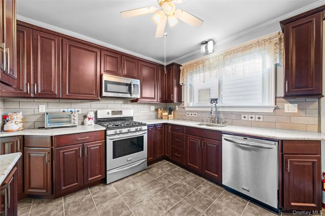 2847 Grand Avenue, Baldwin, NY 11510