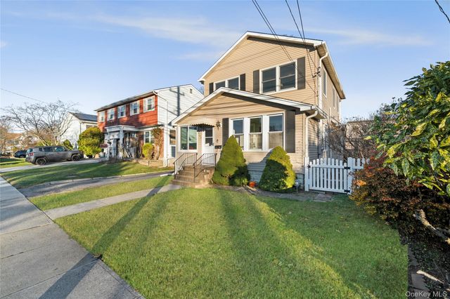 2847 Grand Avenue, Baldwin, NY 11510