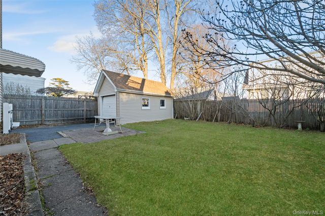 2847 Grand Avenue, Baldwin, NY 11510