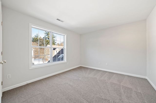 58 Bagnell Dr 58, Pembroke, MA 02359