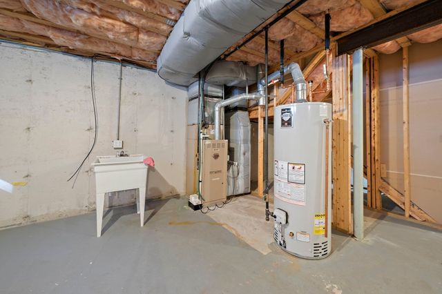 58 Bagnell Dr 58, Pembroke, MA 02359