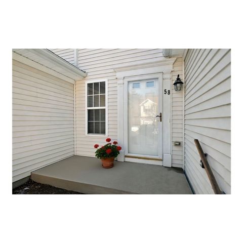 58 Bagnell Dr 58, Pembroke, MA 02359