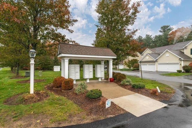 58 Bagnell Dr 58, Pembroke, MA 02359