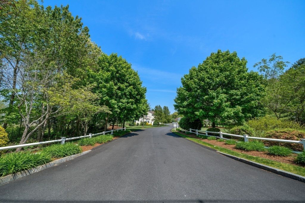 58 Bagnell Dr 58, Pembroke, MA 02359
