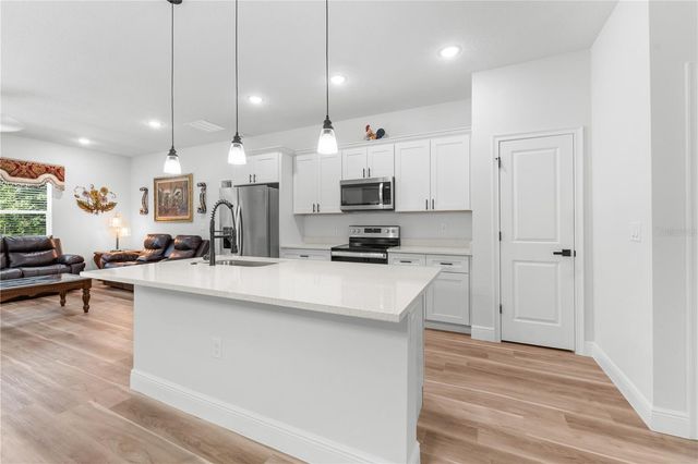 768 MARION OAKS MANOR, Ocala, FL 34473