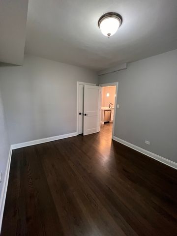 220 S Hamilton Avenue 1, Chicago, IL 60612