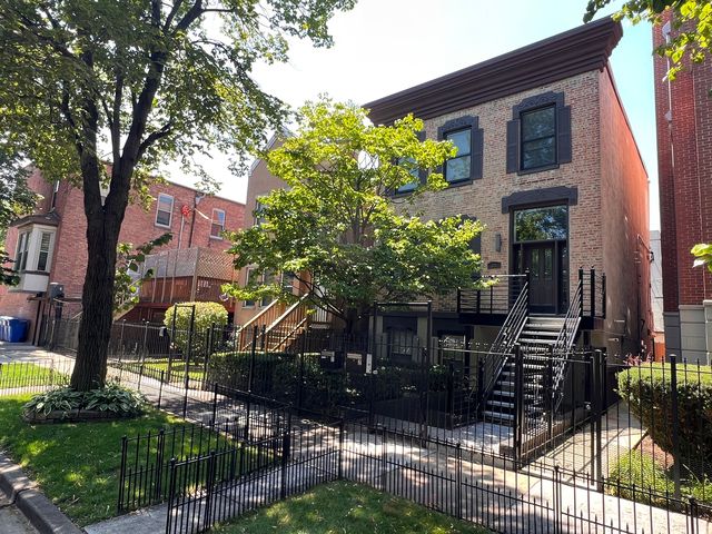 220 S Hamilton Avenue 1, Chicago, IL 60612