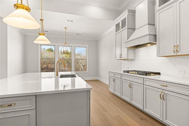 236 Laurel Vista Drive, Canton, GA 30114