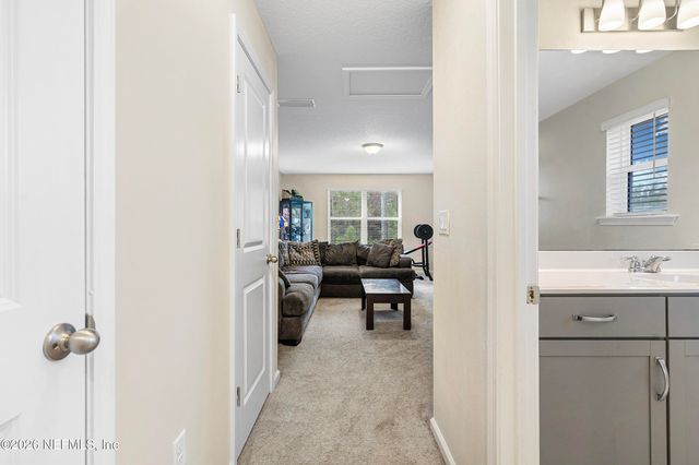 613 LANCEWOOD Court, Orange Park, FL 32073