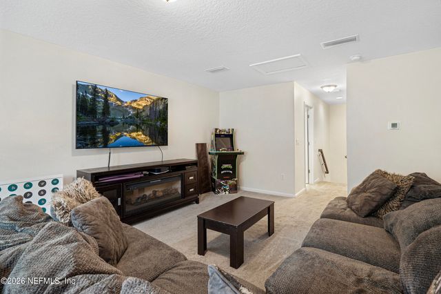 613 LANCEWOOD Court, Orange Park, FL 32073