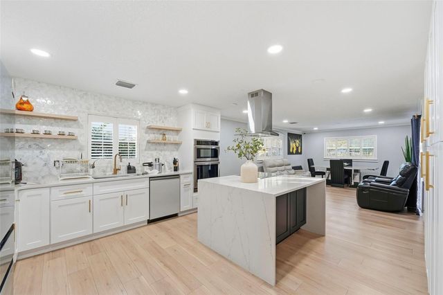 4611 CRANSTON PLACE, Orlando, FL 32812