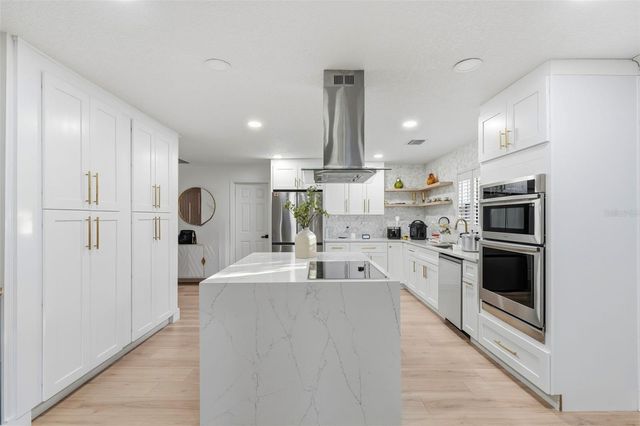 4611 CRANSTON PLACE, Orlando, FL 32812