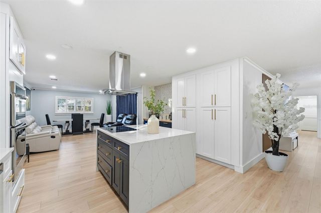 4611 CRANSTON PLACE, Orlando, FL 32812