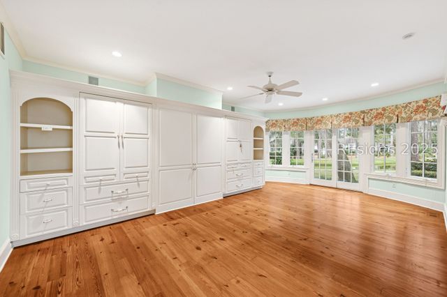 46 Hawthorne Rd, Bluffton, SC 29910