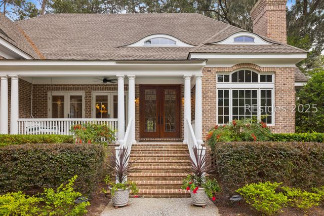 46 Hawthorne Rd, Bluffton, SC 29910