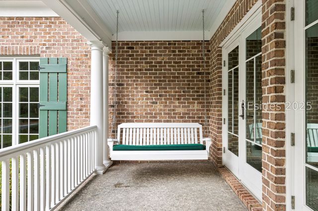 46 Hawthorne Rd, Bluffton, SC 29910