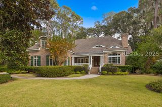 46 Hawthorne Rd, Bluffton, SC 29910