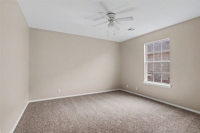 10710 E 115th Place S, Bixby, OK 74008