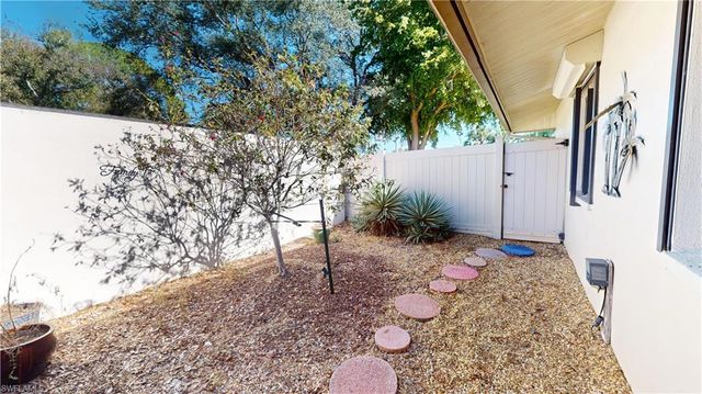 5842 Crabwood CT, Fort Myers, FL 33919