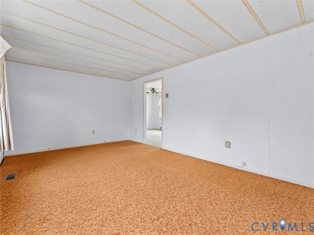 21105 Skinquarter Rd, Moseley, VA 23120