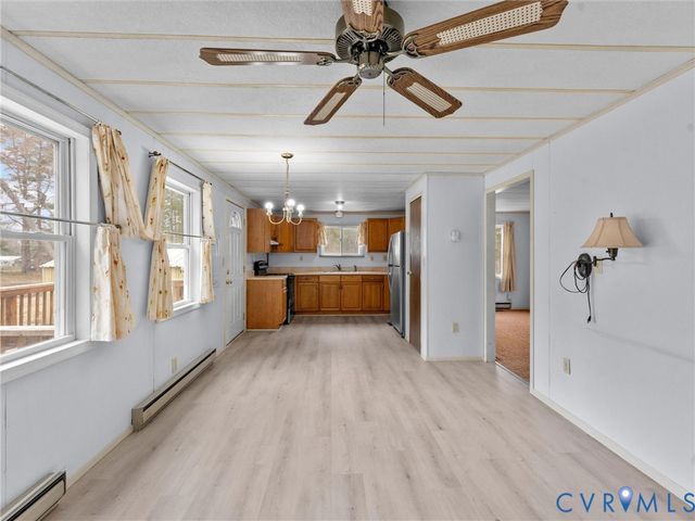 21105 Skinquarter Rd, Moseley, VA 23120