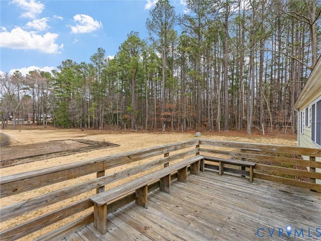 21105 Skinquarter Rd, Moseley, VA 23120