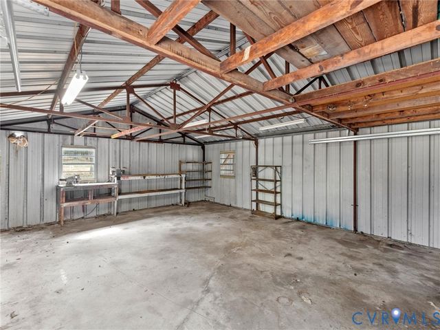 21105 Skinquarter Rd, Moseley, VA 23120