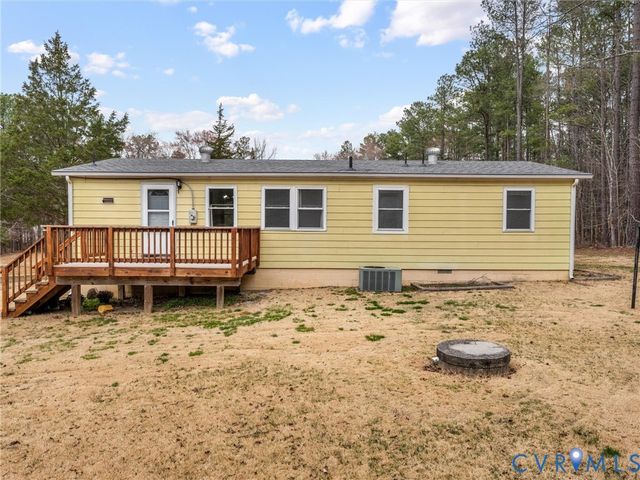 21105 Skinquarter Rd, Moseley, VA 23120