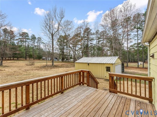 21105 Skinquarter Rd, Moseley, VA 23120