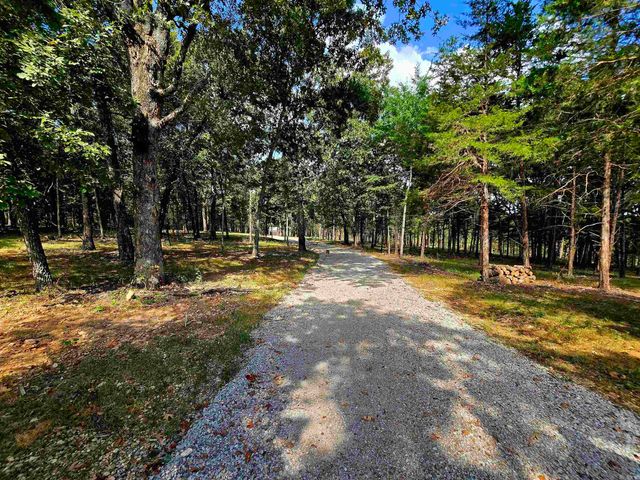 90 Brahma Trail, Mountain Home, AR 72653