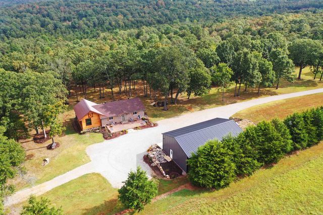 90 Brahma Trail, Mountain Home, AR 72653