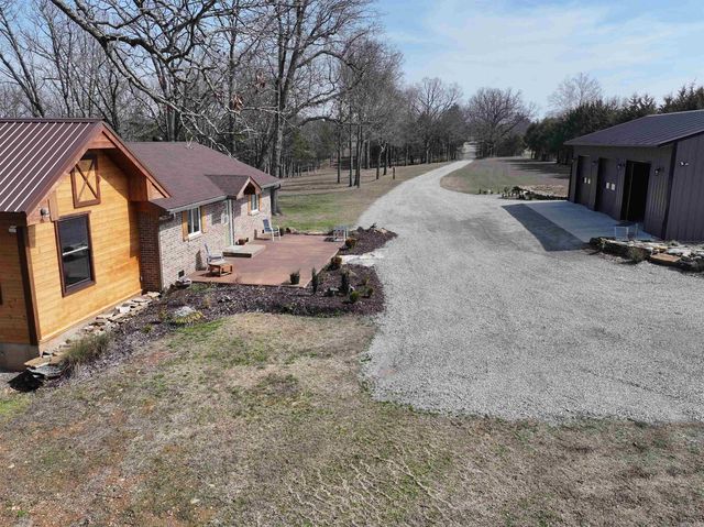 90 Brahma Trail, Mountain Home, AR 72653