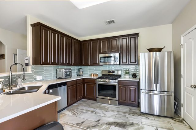 201 Skinner, Kyle, TX 78640