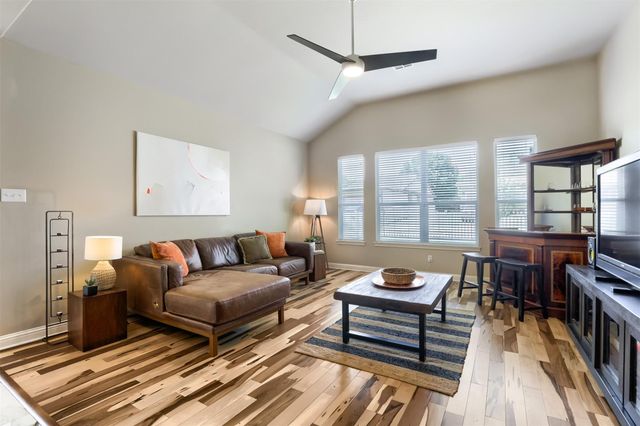 201 Skinner, Kyle, TX 78640
