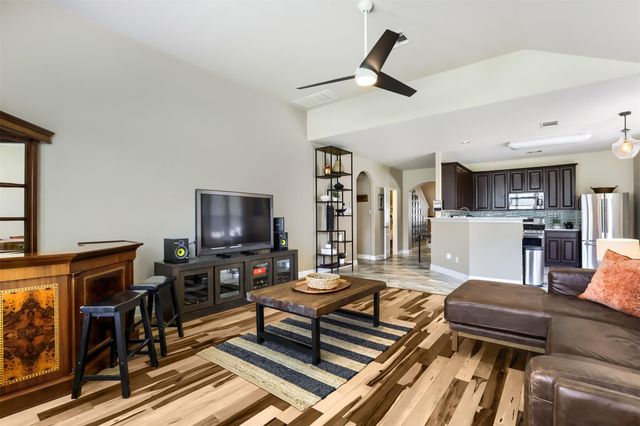 201 Skinner, Kyle, TX 78640