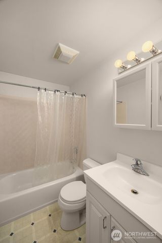201 26th Avenue E, Seattle, WA 98112