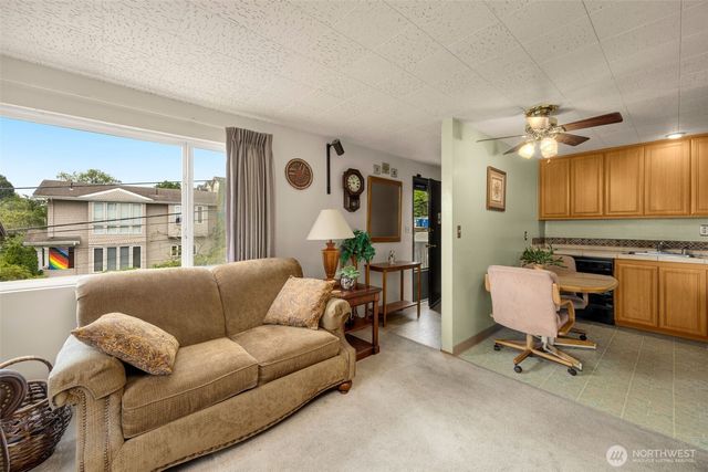 201 26th Avenue E, Seattle, WA 98112