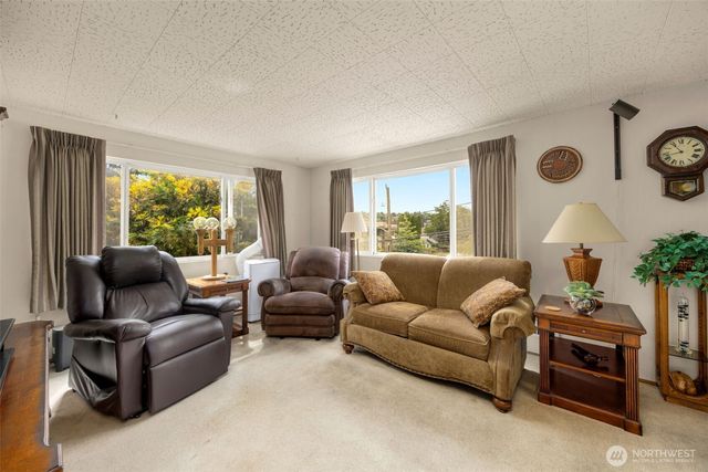 201 26th Avenue E, Seattle, WA 98112