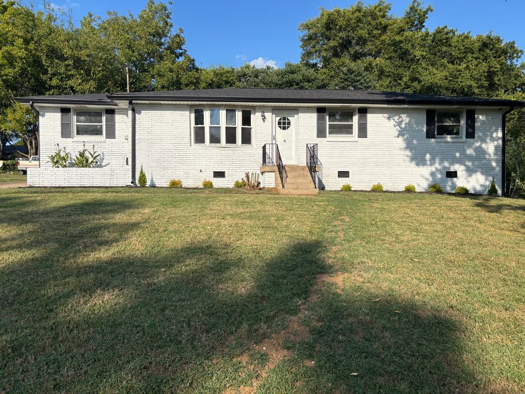 247 Bonnacroft Dr, E, Hermitage, TN 37076