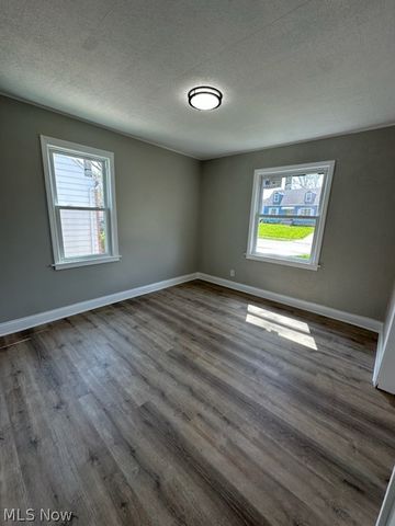 20605 Hansen Road, Maple Heights, OH 44137