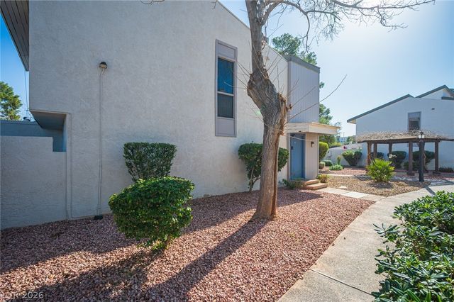 618 Rolling Green Drive, Las Vegas, NV 89169