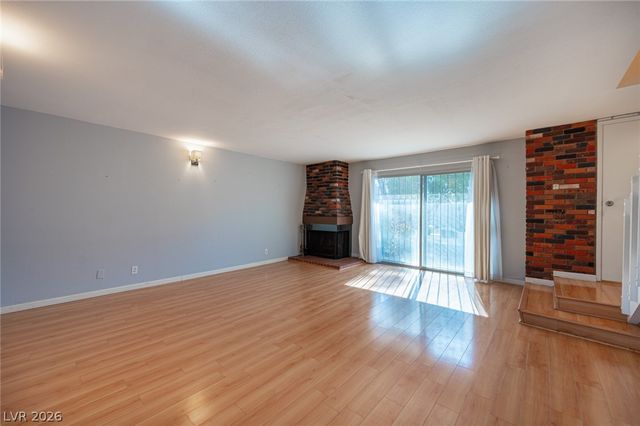 618 Rolling Green Drive, Las Vegas, NV 89169