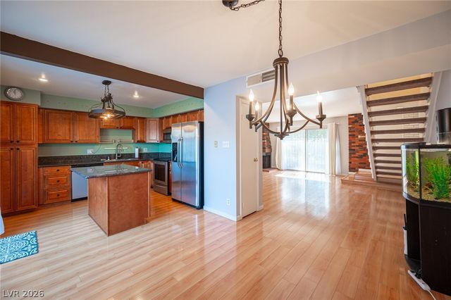 618 Rolling Green Drive, Las Vegas, NV 89169