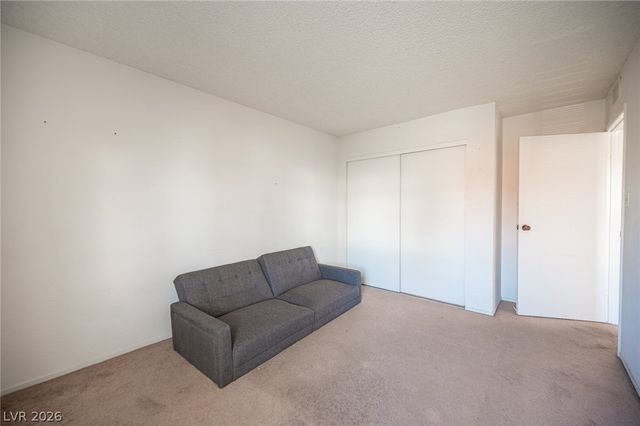 618 Rolling Green Drive, Las Vegas, NV 89169