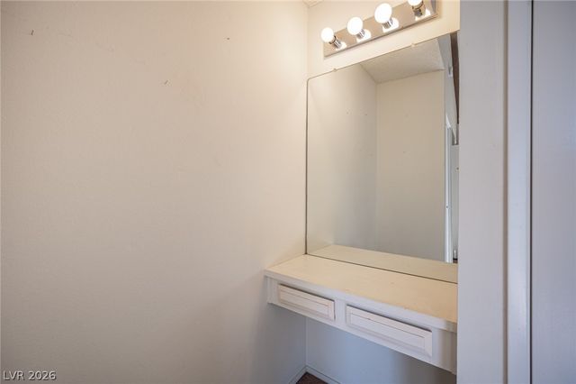 618 Rolling Green Drive, Las Vegas, NV 89169