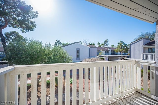 618 Rolling Green Drive, Las Vegas, NV 89169