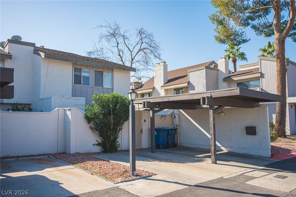 618 Rolling Green Drive, Las Vegas, NV 89169